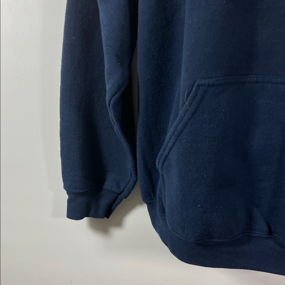 Oxford Hoodie w Logo Men Gildan Heavy Blend Size XL
Navy Pockets - Picture 4 of 10